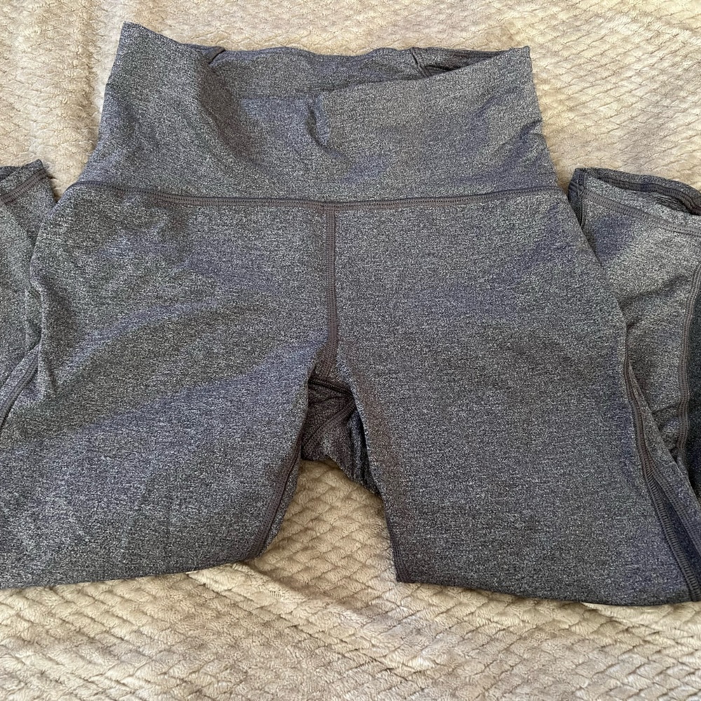 Lululemon crop leggings